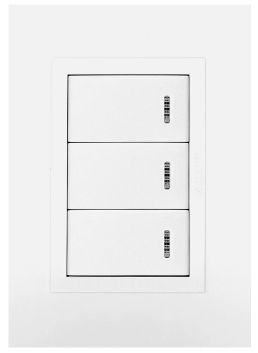 Interruptor triple 9/32 blanco